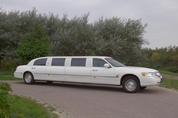 Lincoln limousine zijaanzicht