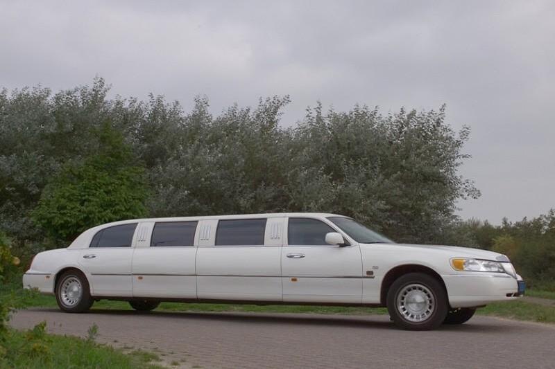 Lincoln limousine